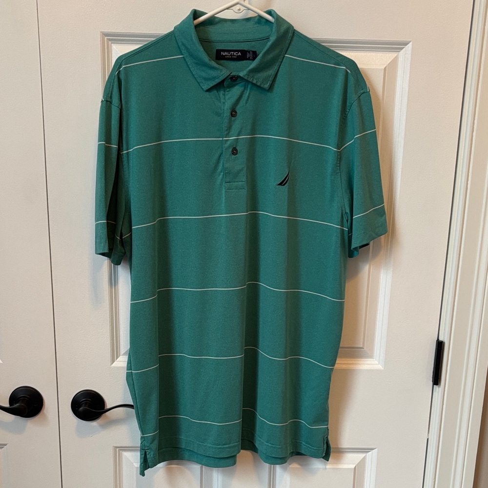 Men’s Nautica polo shirt size L